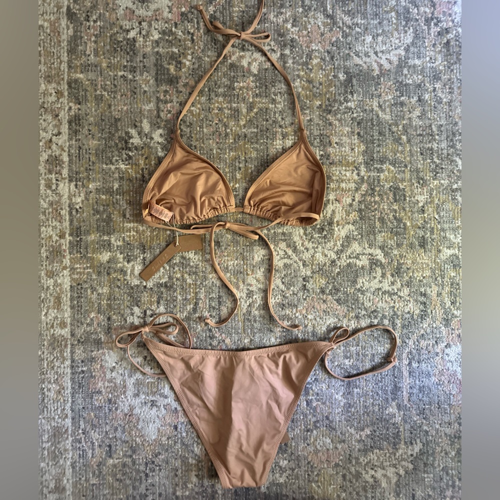 SKIMS Swim Triangle String Bikini and Dippy Bottoms Tie String Ochre - Picture 8 of 10